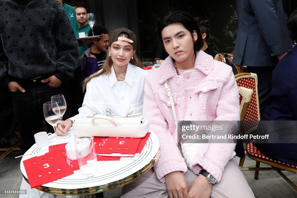 Louis Vuitton : Front Row - Paris Fashion Week - Menswear Spring/Summer 2020