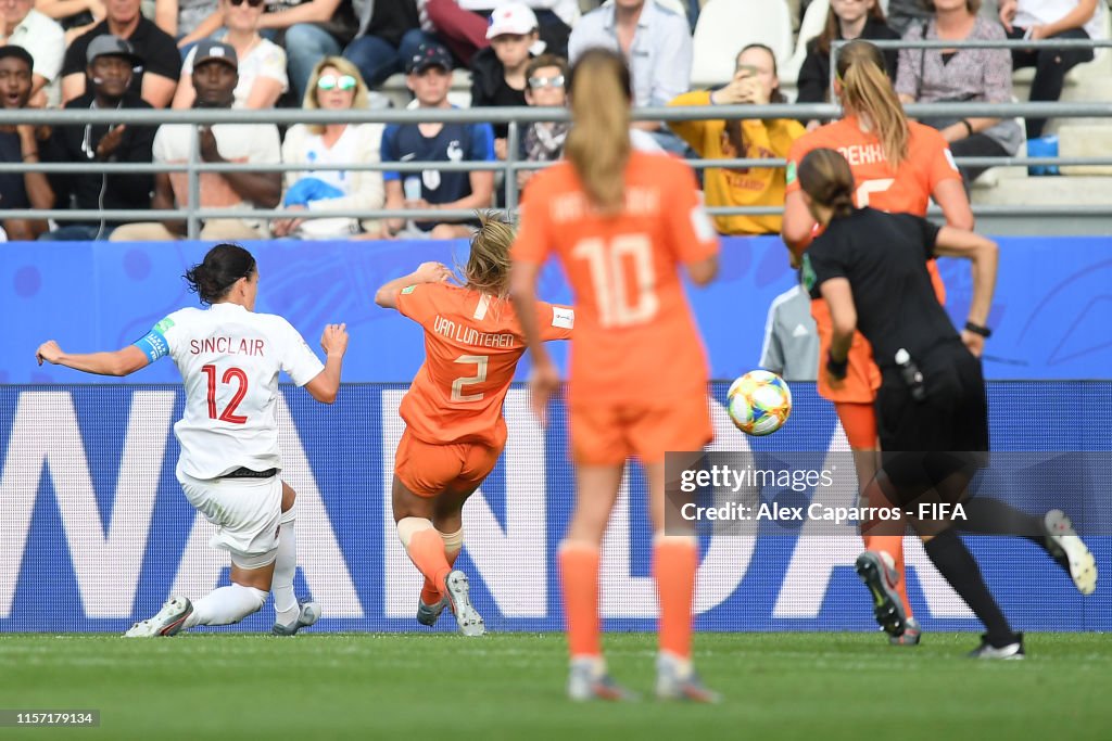 Netherlands v Canada: Group E - 2019 FIFA Women's World Cup France