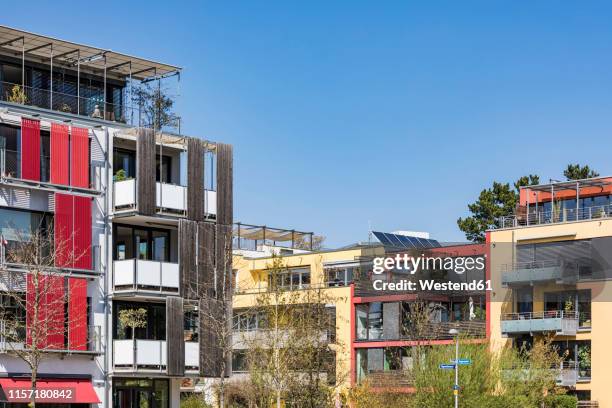 germany, tuebingen, muehlenviertel, modern residential zero-energy houses - upper_house stock-fotos und bilder