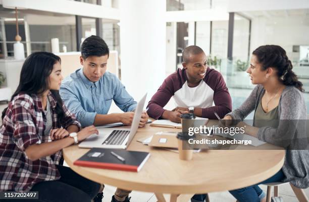 doen examen prep als een team - prep school stockfoto's en -beelden