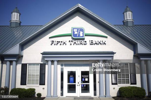 Fifth Third Bancorp branch stands in Louisville, Kentucky, U.S., on Wednesday, July 10, 2019. Fifth Third Bancorp is scheduled to release earnings...