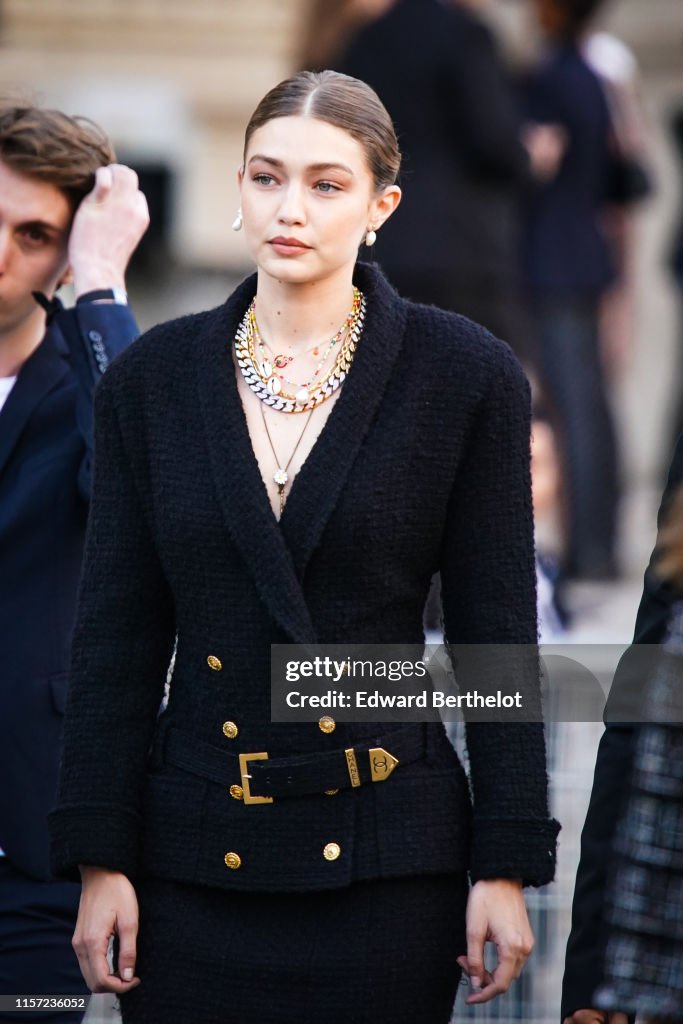 Street Style : Paris Fashion Week - Menswear Spring/Summer 2020 : Day Three