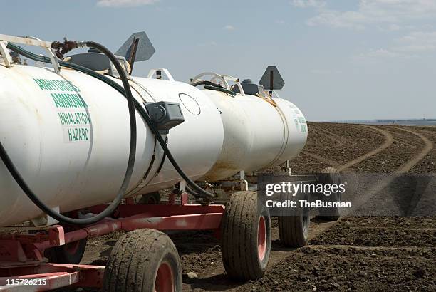 anhydrous ammonia tanks - ammonia stock pictures, royalty-free photos & images