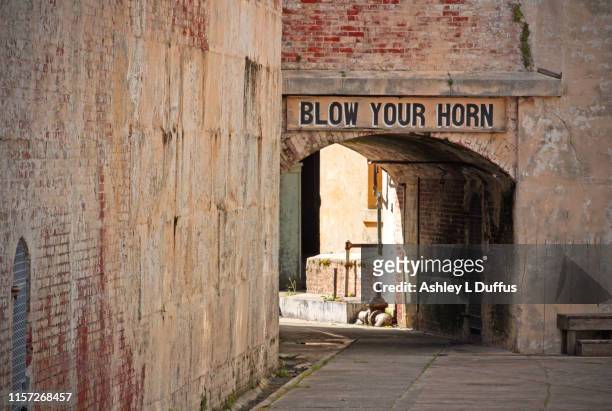 blow your horn - alcatraz bildbanksfoton och bilder