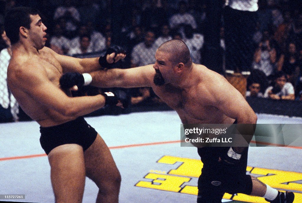 Ultimate Brazil: Rizzo vs. Abbott