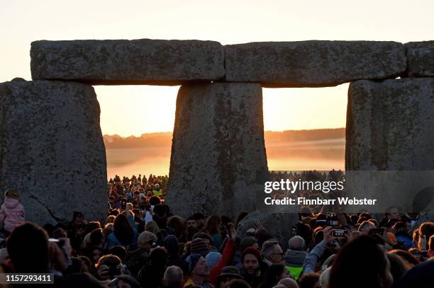 Longest Day Of The Year Photos and Premium High Res Pictures - Getty Images