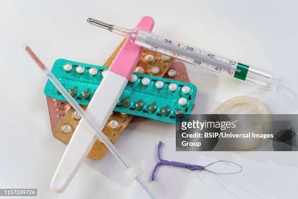 birth control. - contraceptive stock-fotos und bilder