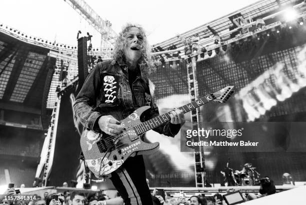 Kirk Hammett of Metallica performs on stage at Twickenham Stadium on June 20, 2019 in London, England.