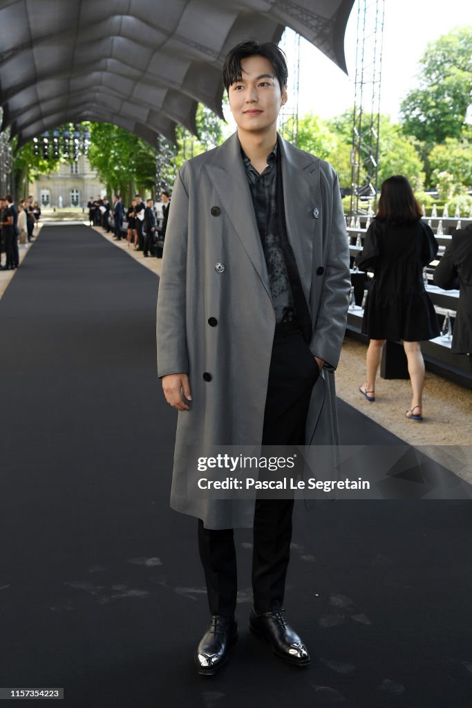 Berluti : Front Row - Paris Fashion Week - Menswear Spring/Summer 2020