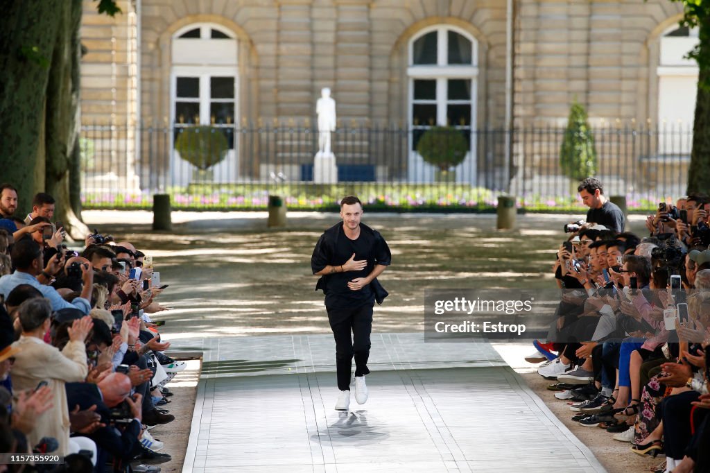 Berluti : Runway - Paris Fashion Week - Menswear Spring/Summer 2020