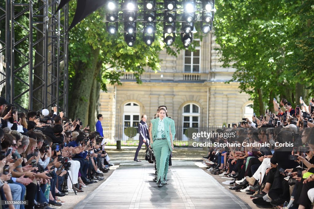 Berluti : Runway - Paris Fashion Week - Menswear Spring/Summer 2020