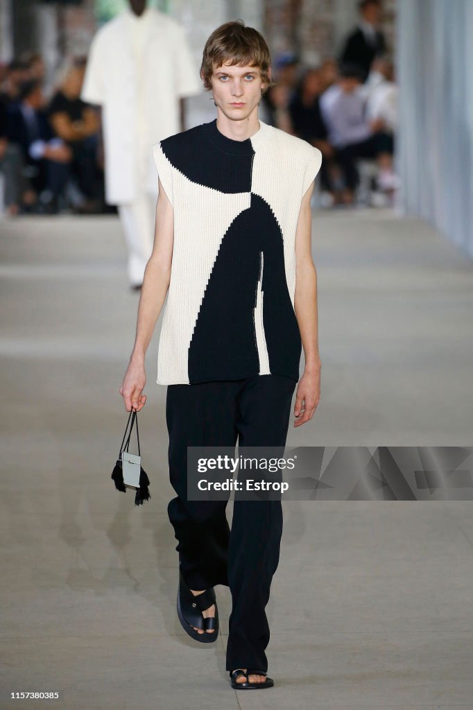 Jil Sander : Runway - Paris Fashion Week - Menswear Spring/Summer 2020