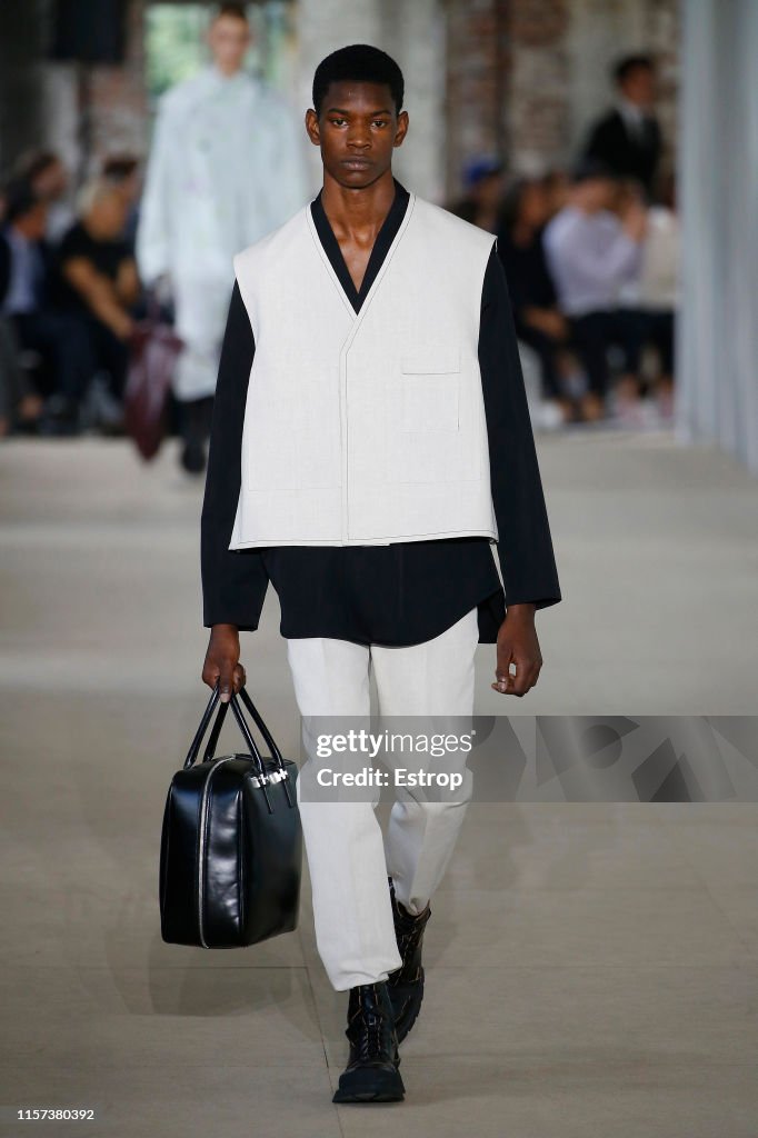 Jil Sander : Runway - Paris Fashion Week - Menswear Spring/Summer 2020