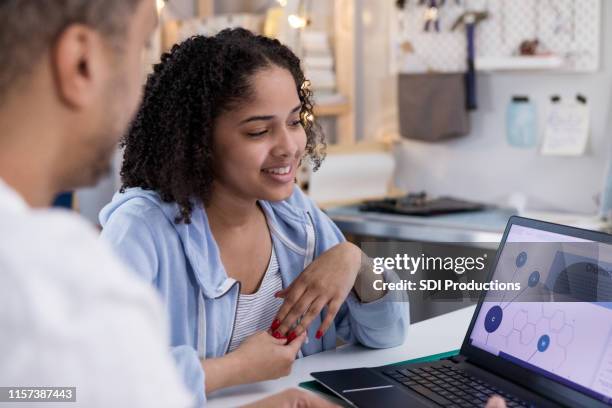 Uncle Computer Teenage Daughter And Dad On Computer Photos and Premium High Res ...