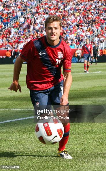 Robbie Rogers of the United States runs after the ball in a game ...