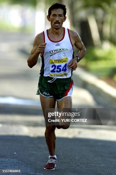 Athlete Procopio Franco is seen in action during the race in San Salvador, El Salvador 06 December 2002. El maratonista mexicano Procopio Franco...