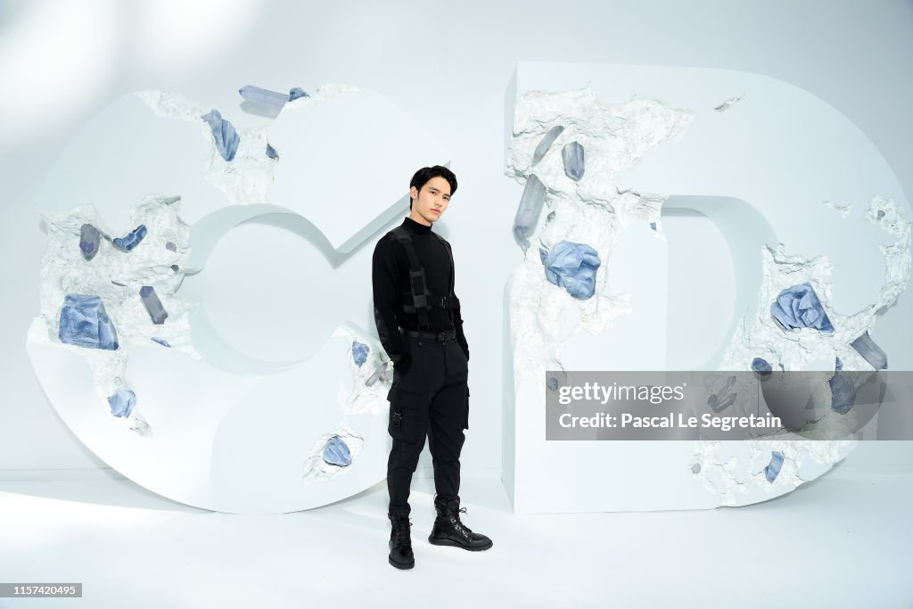 Dior Homme : Photocall - Paris Fashion Week - Menswear Spring/Summer 2020