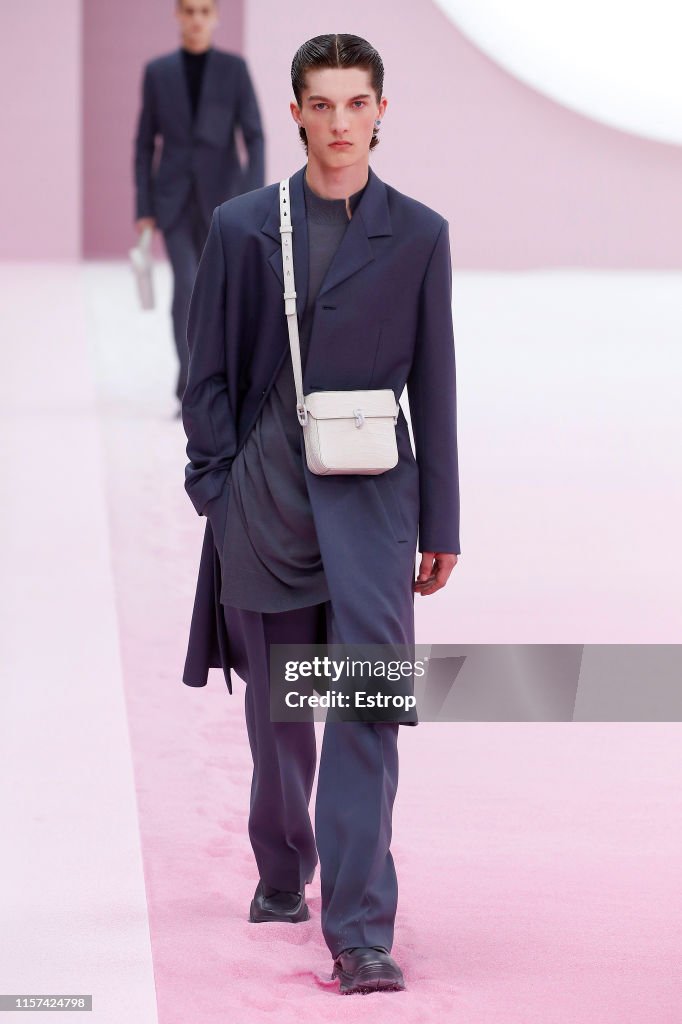 Dior Homme : Runway - Paris Fashion Week - Menswear Spring/Summer 2020