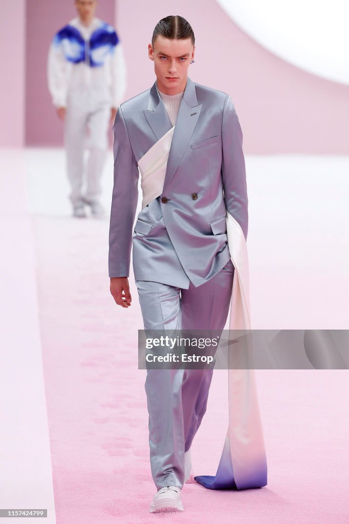 Dior Homme : Runway - Paris Fashion Week - Menswear Spring/Summer 2020