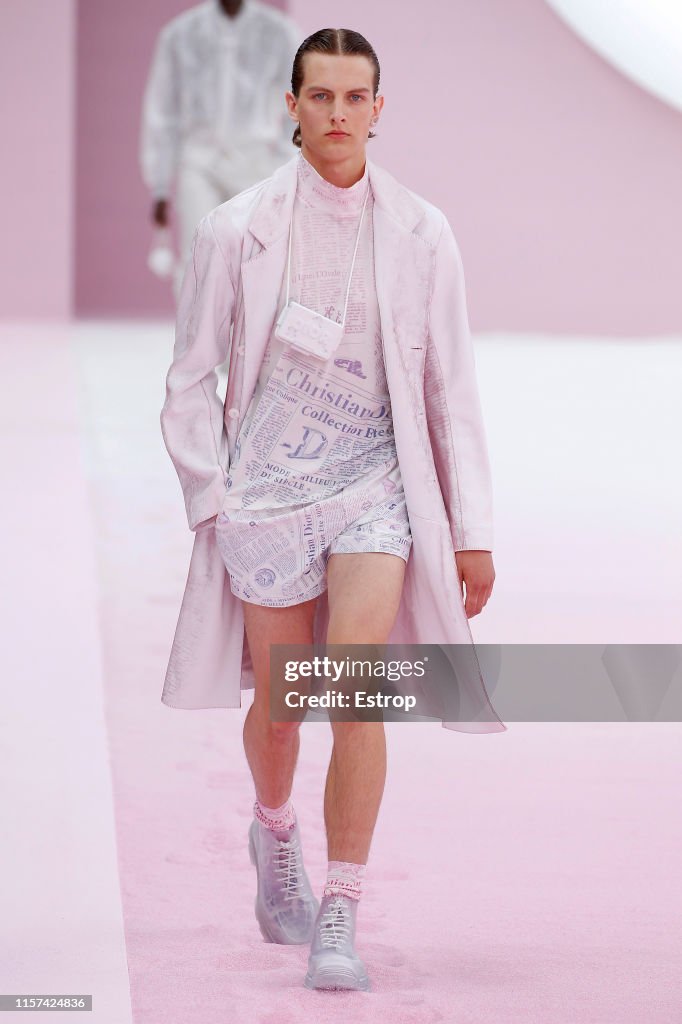 Dior Homme : Runway - Paris Fashion Week - Menswear Spring/Summer 2020