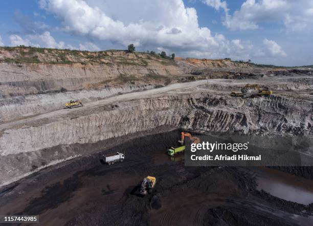 coal mining - mina de superficie fotografías e imágenes de stock