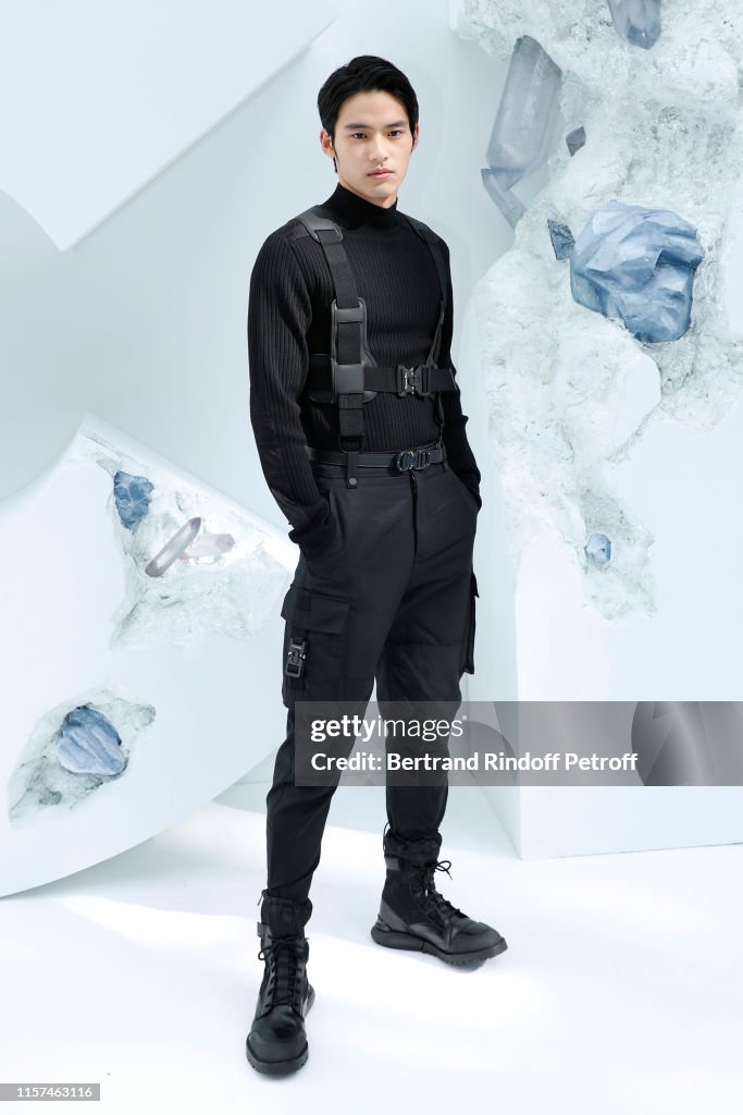 Dior Homme : Front Row - Paris Fashion Week - Menswear Spring/Summer 2020