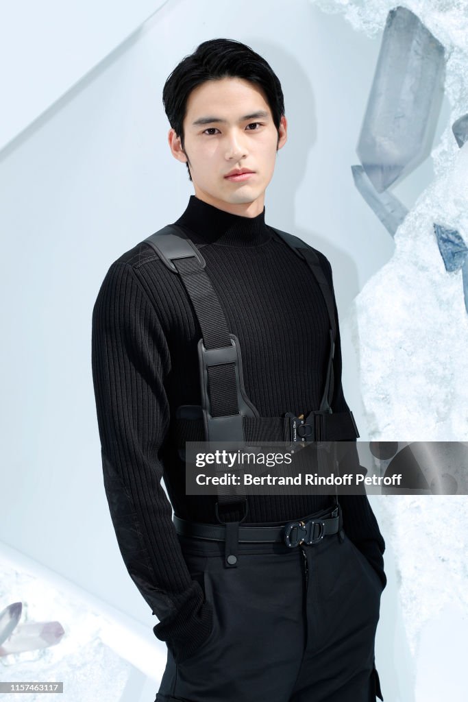 Dior Homme : Front Row - Paris Fashion Week - Menswear Spring/Summer 2020