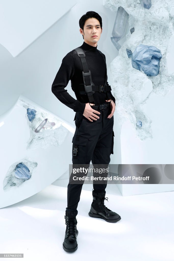 Dior Homme : Front Row - Paris Fashion Week - Menswear Spring/Summer 2020
