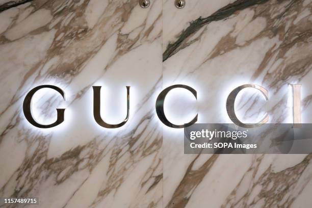 4,165 Gucci Logo Photos and Premium High Res Pictures - Getty Images