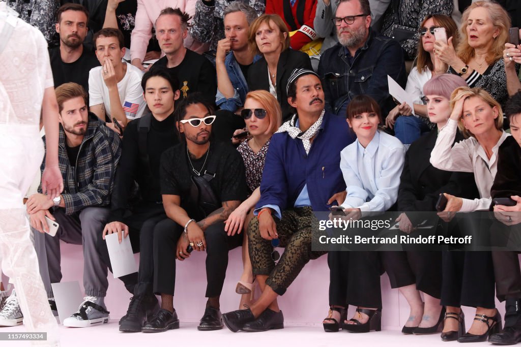Dior Homme : Front Row - Paris Fashion Week - Menswear Spring/Summer 2020