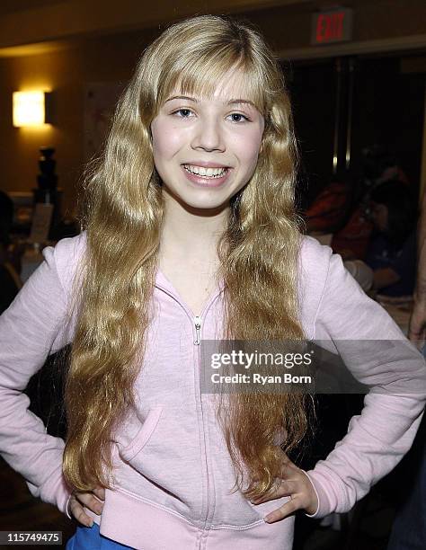 Actress Jennette McCurdy poses for pictures at Starlight Starbright Children's Foundation and Jewelers For Children's presentation of A Sparkling...