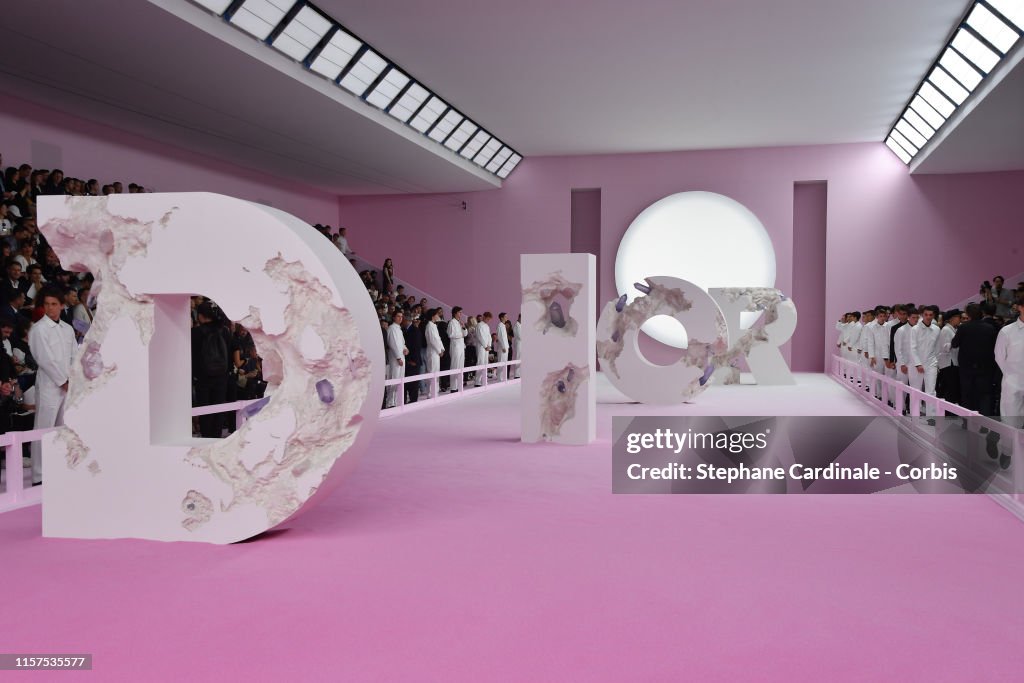 Dior Homme : Runway - Paris Fashion Week - Menswear Spring/Summer 2020