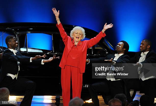 Actress Betty White performs onstage at the 39th AFI Life Achievement Award honoring Morgan Freeman held at Sony Pictures Studios on June 9, 2011 in...