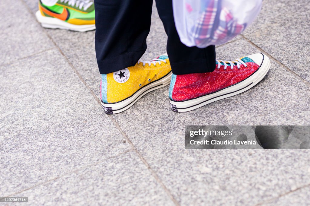 Street Style : Paris Fashion Week - Menswear Spring/Summer 2020 : Day Four