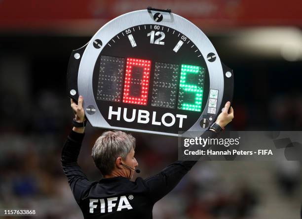 Fourth Official Jana Adamkova uses the Hublot LED board to indicate a substitution during the 2019 FIFA Women's World Cup France Round Of 16 match...