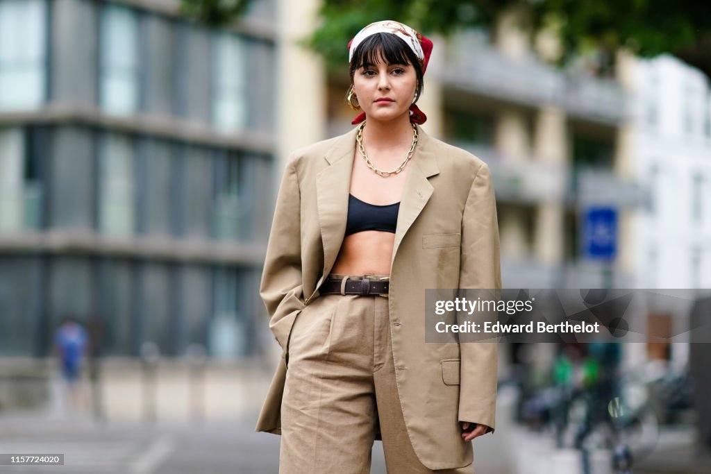 Street Style : Paris Fashion Week - Menswear Spring/Summer 2020 : Day Five