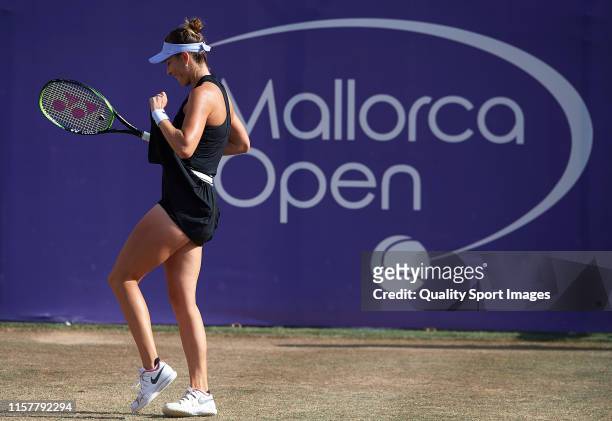 Belinda Bencic of Switzerland reacts in her ladies singles final match against Sofia Kenin of The United States during day seven of the 2019 WTA...