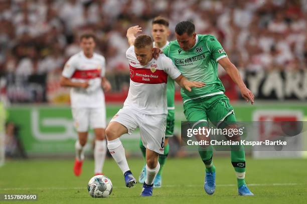 Santiago Ascacibar of VfB Stuttgart challenges Edgar Prib of Hannover 96 during the Second Bundesliga match between VfB Stuttgart and Hannover 96 at...