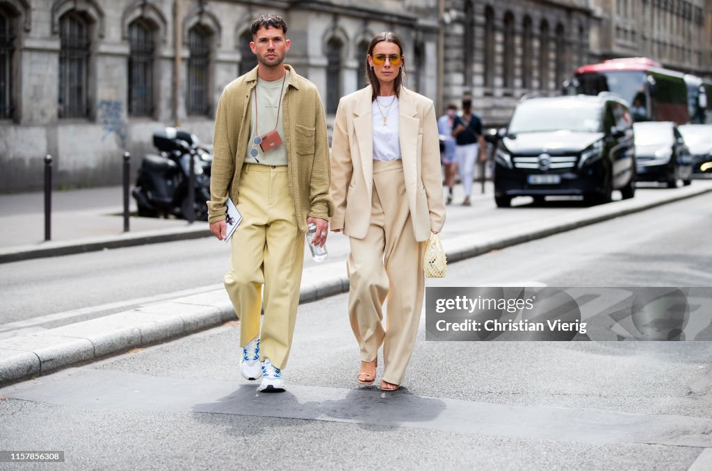 Street Style : Paris Fashion Week - Menswear Spring/Summer 2020 : Day Six