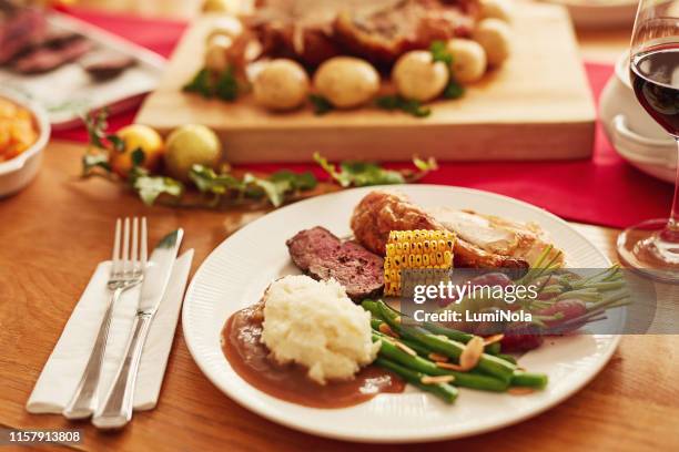 no one can resist the allure of good food - thanksgiving plate stock pictures, royalty-free photos & images