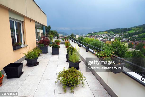 private garden terrace with view - private terrace balcony stock-fotos und bilder