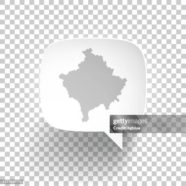 ilustraciones, imágenes clip art, dibujos animados e iconos de stock de burbuja de voz con mapa de kosovo sobre fondo en blanco - pristina