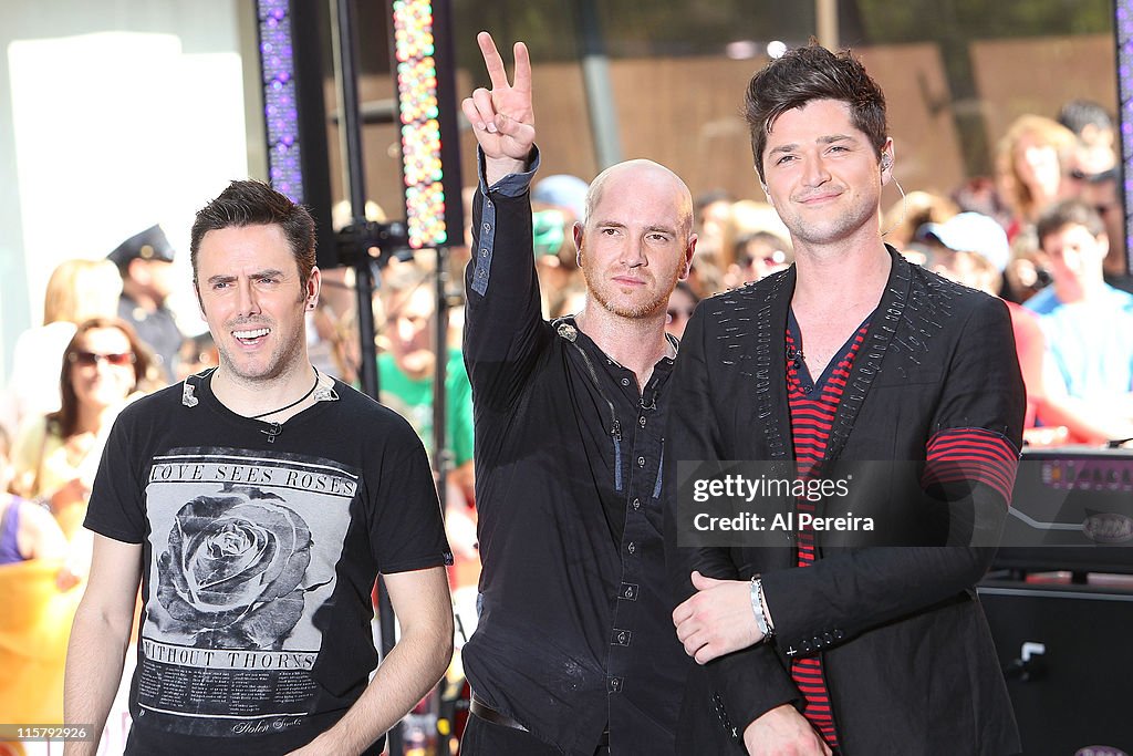 Script Glen Glen Power, Mark Sheehan and Danny O'Donoghue of The Script perform ...