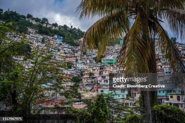 coloured houses in the caribbean - port au prince stock pictures, royalty-free photos & images