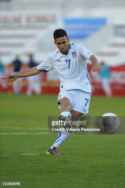 Marco D'Alessandro of Italy scores the winning goal from the penalty spot during the Toulon U21 tournament match between Italy and Mexico at Felix...