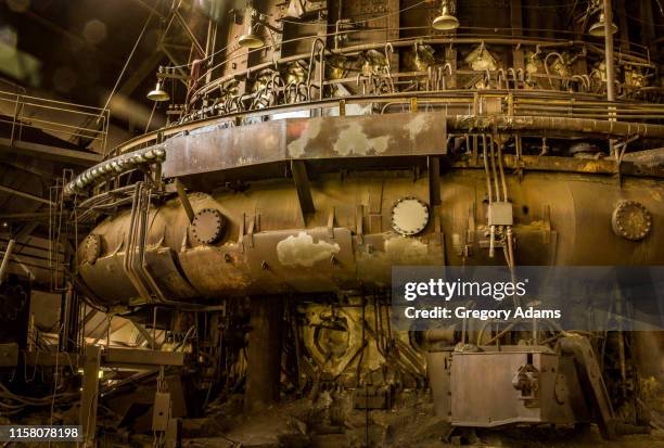 part of an old pennsylvania iron mill - steampunk stockfoto's en -beelden