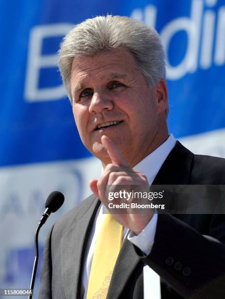 Jack Jones, vice-president and general manager for Boeing South Carolina, speaks during a ribbon-cutting ceremony at Boeing Co.'s new 787 Dreamliner...
