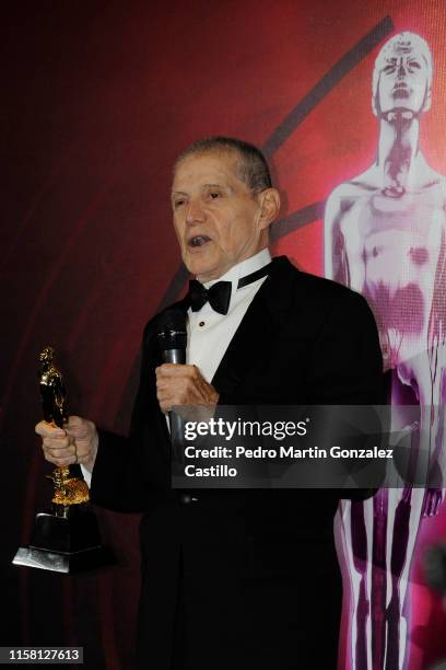 Mexican actor Héctor Bonilla winner of the Golden Ariel for career in the 61th Ariel Awards at Cineteca Nacional on June 24, 2019 in Mexico City,...