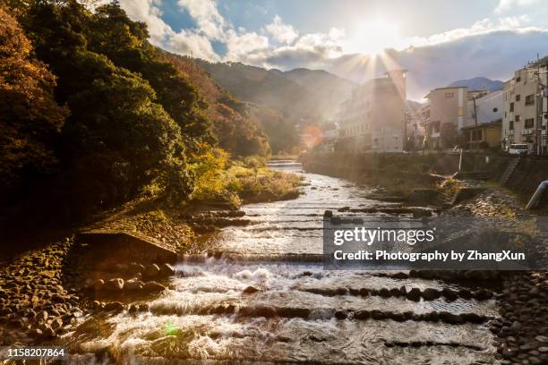 hakone skyline against the sun, kanagawa province, japan. - fuji hakone izu national park stock pictures, royalty-free photos & images