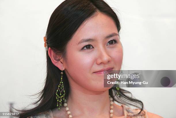 Son Ye-Jin during "April Snow" - Gangwondo Samcheok Press Conference - March 17, 2005 at Palace Hotel In Gangwondo Samcheok in Samcheok, South, South...